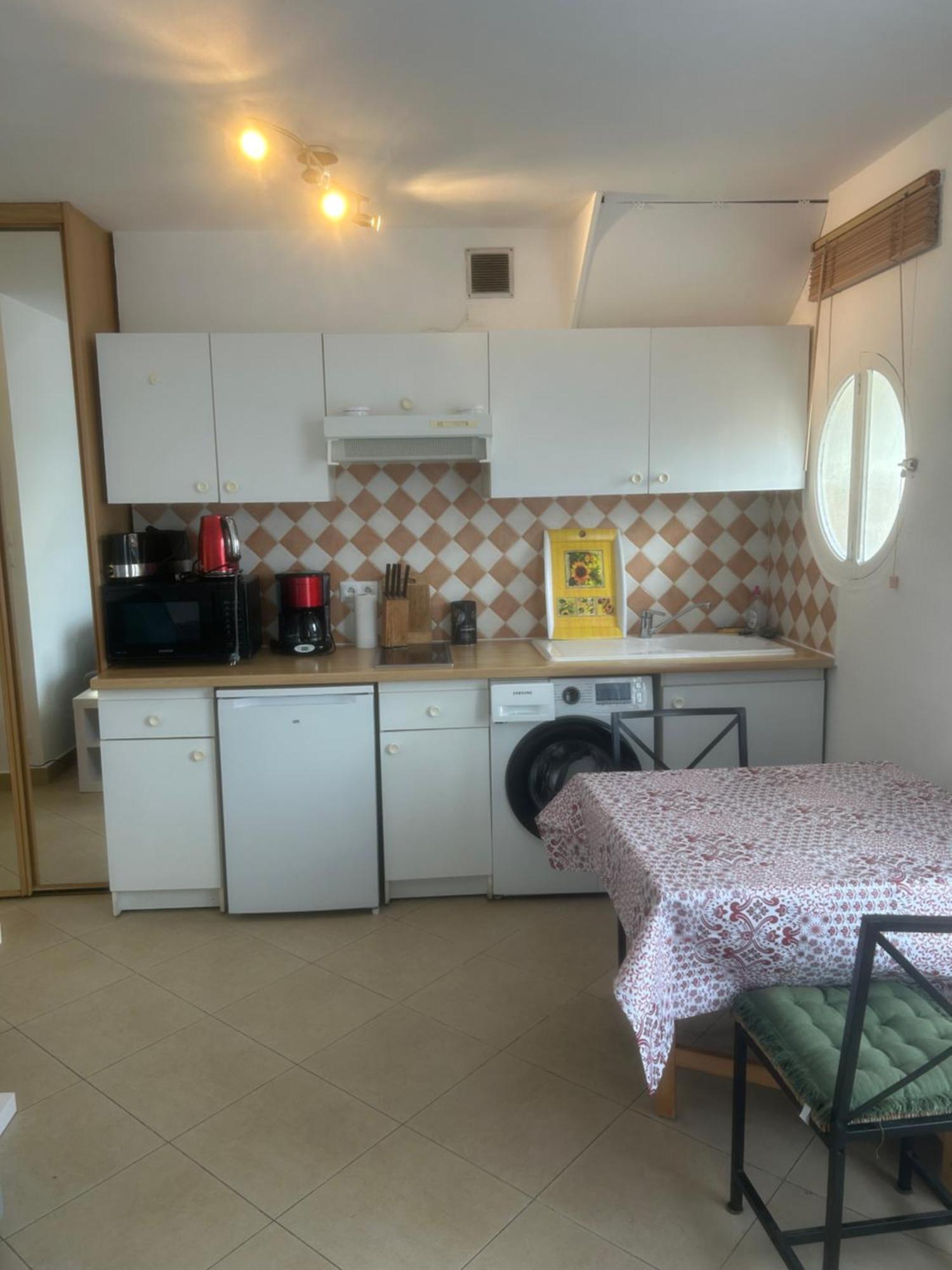 Appartement Centre Du Village カシ エクステリア 写真